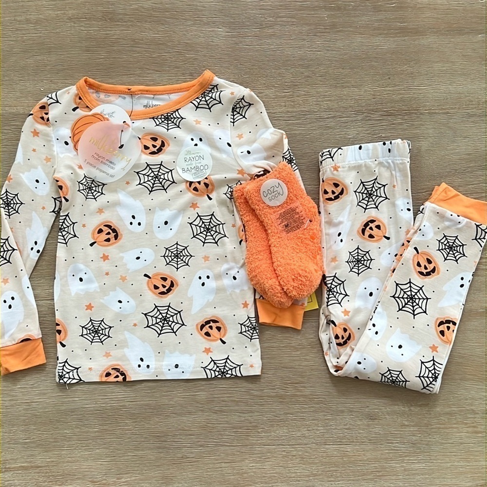 🎃 Milkberry Boy Girl Halloween Bamboo Pajama Set Socks 12 18 24 months